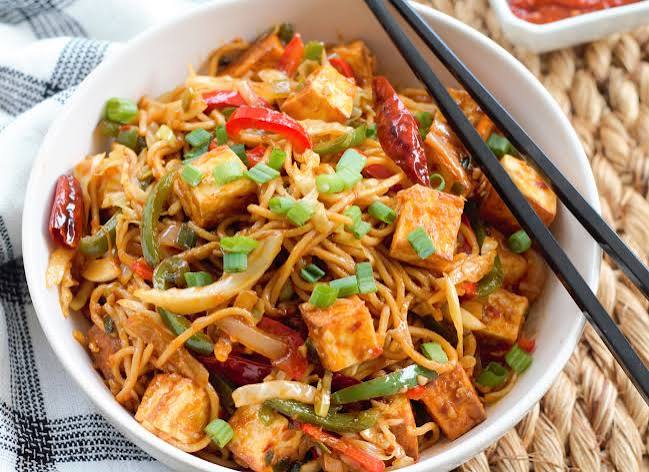 Paneer Manchurian Noodle